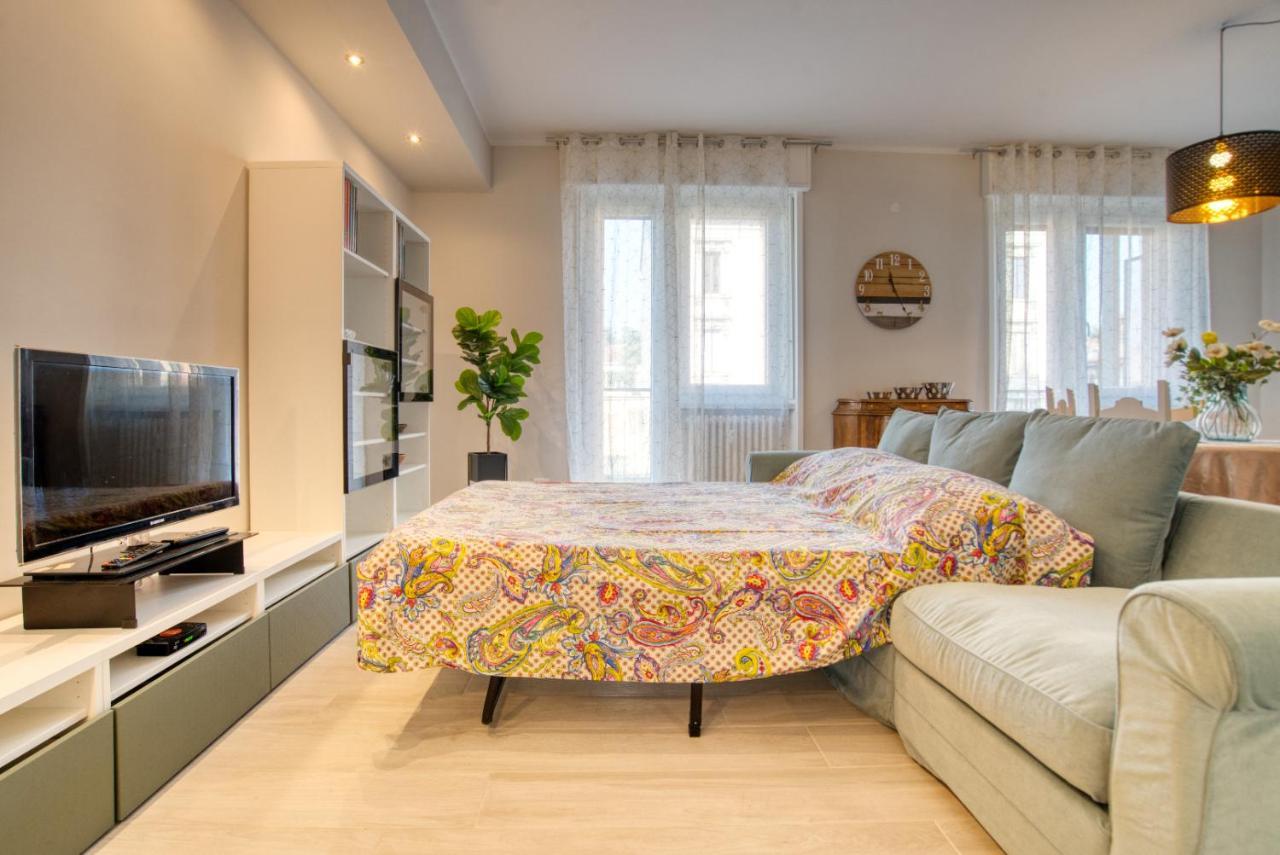 Apartment Caseospitali - Casa Janas, Elegante Trilocale Per 5 In Zona Mailand